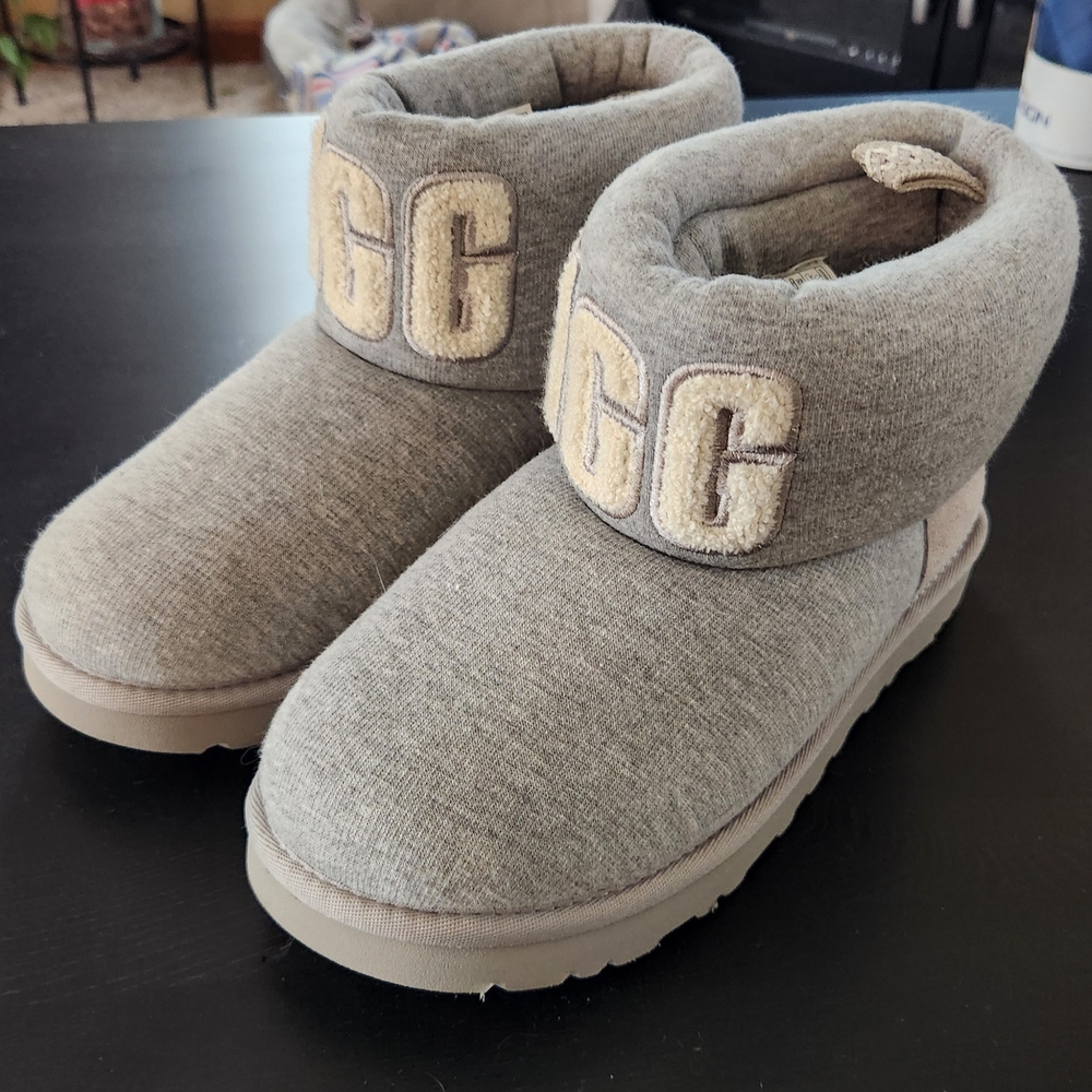UGG Gray Knit Ankle Boots NWOT